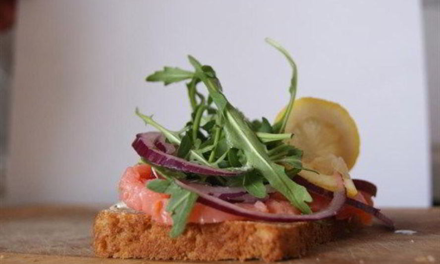 Рецепт датский открытый сэндвич с красной рыбой