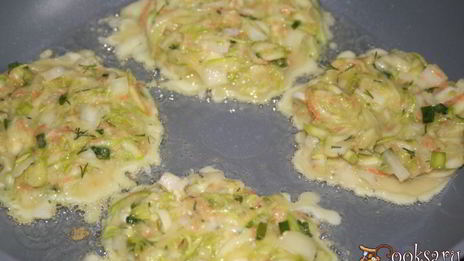 кабачковые сэндвичи с начинкой из куриного филе