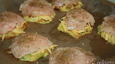 кабачковые сэндвичи с начинкой из куриного филе