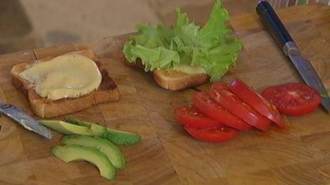 классический клаб-сэндвич с домашним майонезом