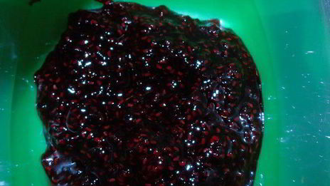 мини-сэндвичи с малиновым конфитюром