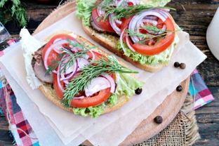 Открытый сэндвич