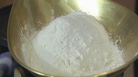 шоколадные сэндвичи с фисташковым мороженым