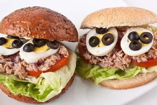 Средиземноморский сэндвич с тунцом