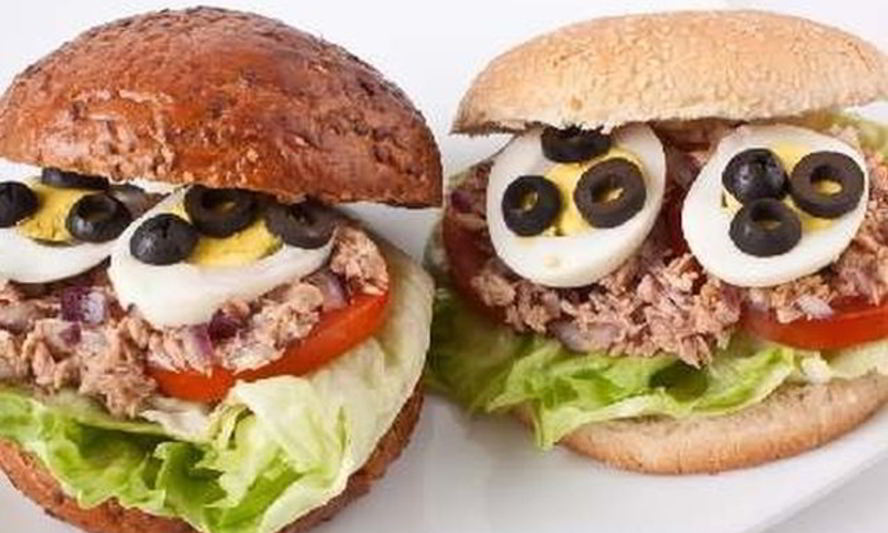 Рецепт средиземноморский сэндвич с тунцом