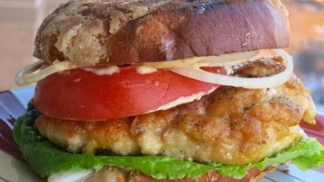 сэндвич с куриной грудкой