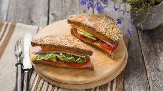 Сэндвич с ветчиной и сыром