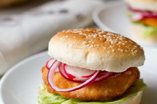 Сэндвичи с куриным филе в хрустящей панировке