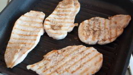 сэндвичи с курицей и маринованным цуккини