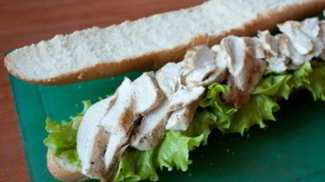 сэндвичи с курицей и маринованным цуккини