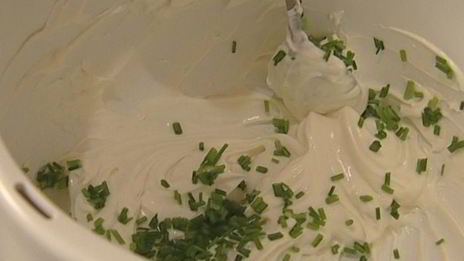 сэндвичи с семгой и сливочным сыром