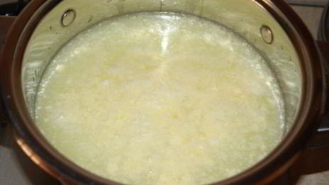 сыр домашний, пряный, с зеленью