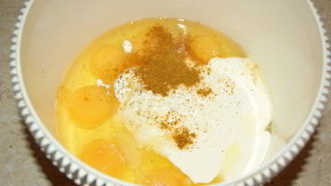 сыр домашний, пряный, с зеленью