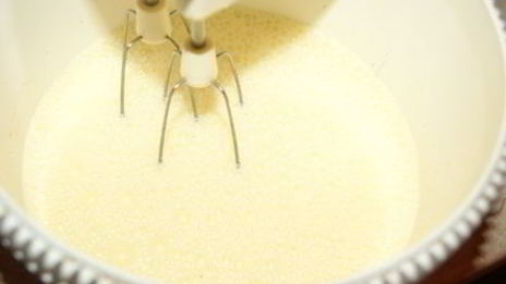 сыр домашний, пряный, с зеленью