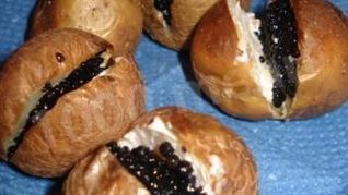 Икра палтуса в сырно-сливочном креме на тарталетках