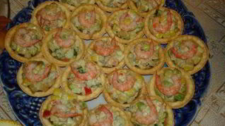 Салатик из креветок в тарталетках