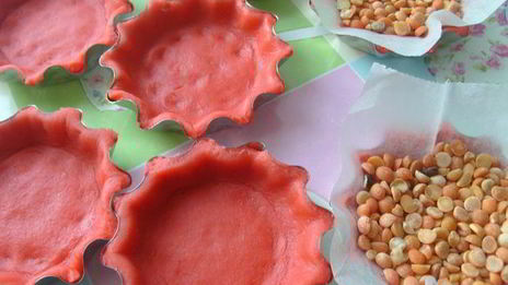 тарталетка с клубникой