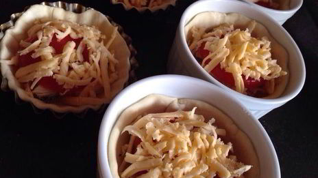 тарталетки пикничок с курицей и овощами