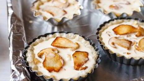 тарталетки с белыми грибами