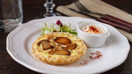 тарталетки с белыми грибами