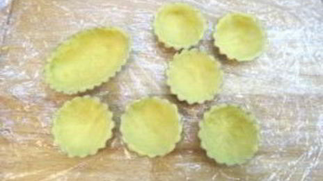 тарталетки с фруктами в желе