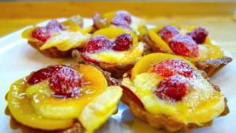 тарталетки с фруктами в желе