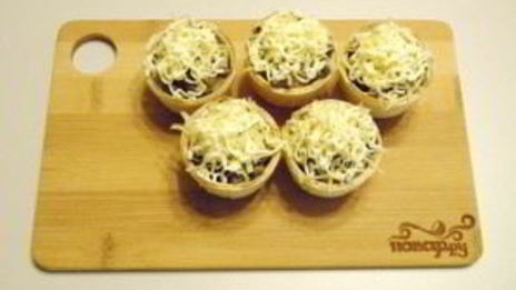 тарталетки с грибами