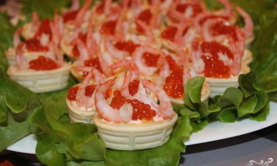 Рецепт тарталетки с икрой и креветками