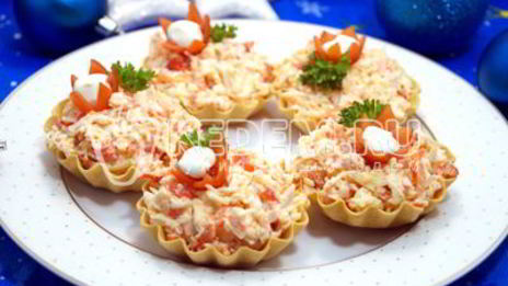 тарталетки с крабовым салатом