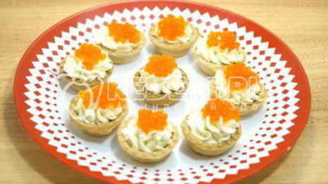тарталетки с красной икрой