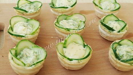 тарталетки с красной рыбой