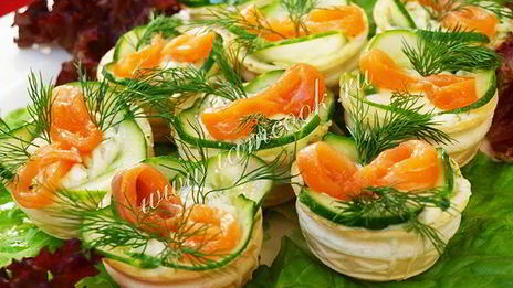 тарталетки с красной рыбой