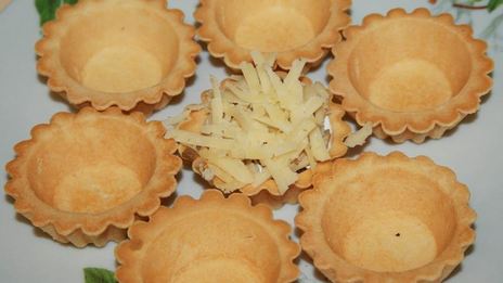 тарталетки с курицей и грибами