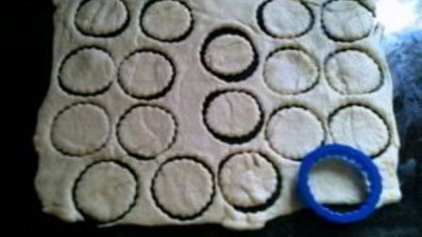 тарталетки с мягким сыром