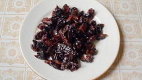 тарталетки с мясом, фруктами и сыром