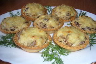 Тарталетки с мясом