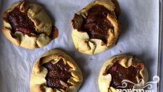 Тарталетки с ревенем