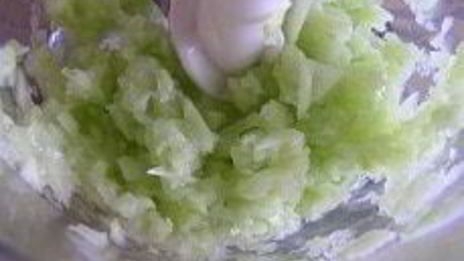 тарталетки с сырным кремом и мятой