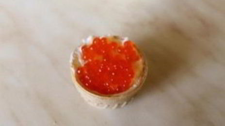 тарталетки с сыром и икрой