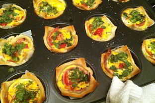 Тарталетки с сыром и яйцом