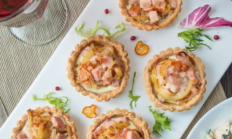Рецепт тарталетки с ветчиной и луком