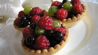 Тарталетки с ягодами