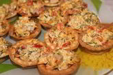 Закусочные тарталетки с копченой курицей