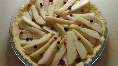 грушевый тарт под миндально-ванильным кремом