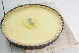 Йогуртово-лимонный тарт с розмарином