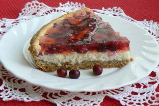 Клюквенный тарт с творожным сыром