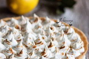 Лимонный тарт с меренгой