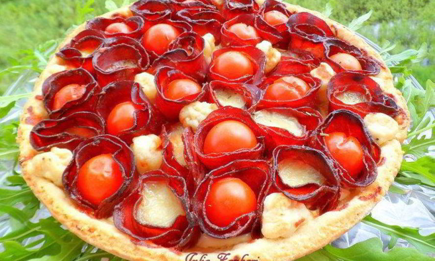 Рецепт лимонный тарт с помидорками черри, моцареллой и бастурмой