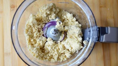 мини тарты с грибами и пармезаном