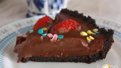 шоколадный тарт с клубникой